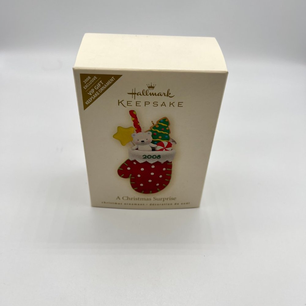 Hallmark Keepsake A CHRISTMAS SURPRISE Ornament VIP Exclusive 2008 - Picture 8 of 9